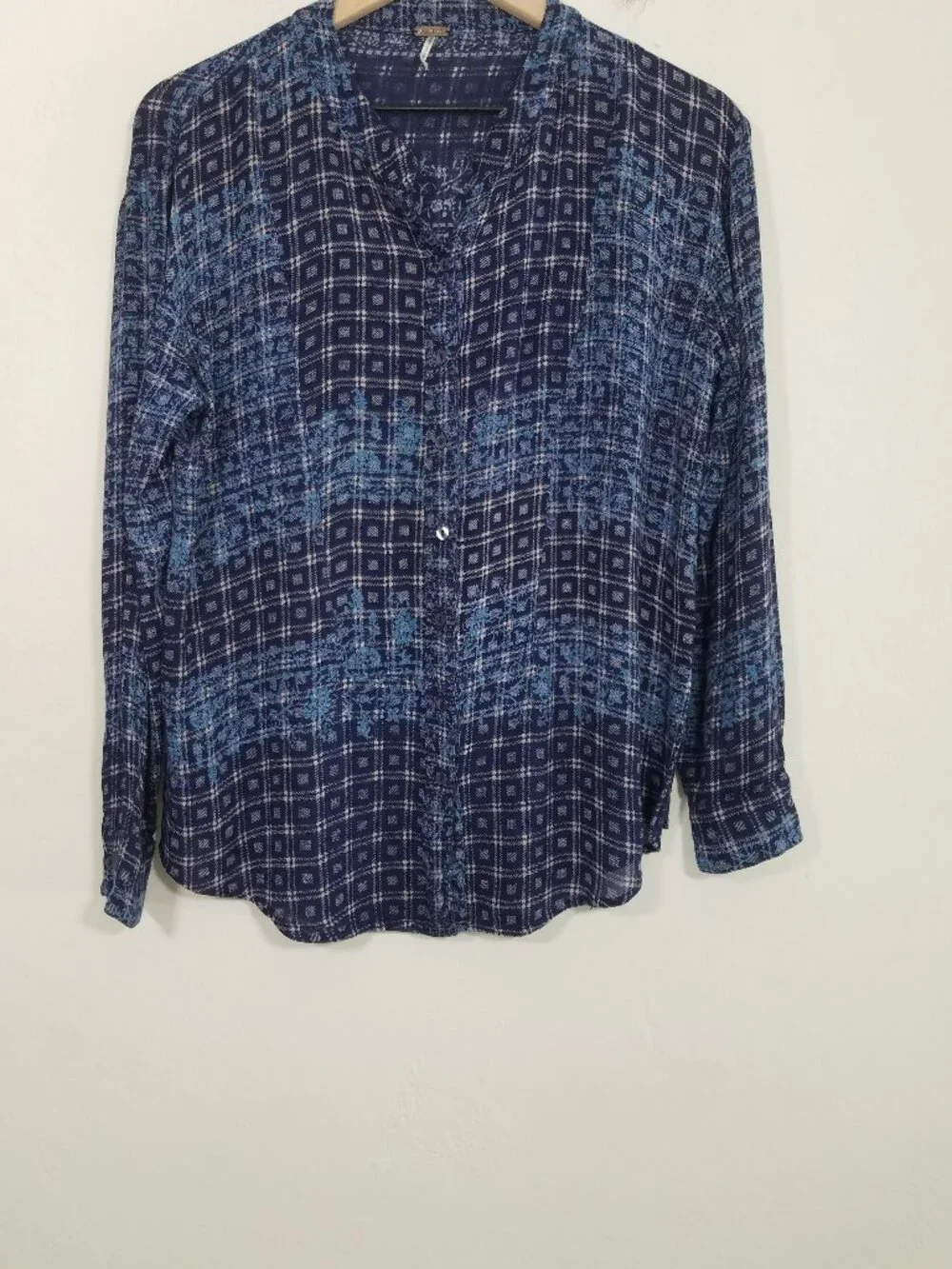 Free People Floral Plaid Long Sleeve Button Up Long Sleeve Top Blouse Blue XS - Picture 1 of 6